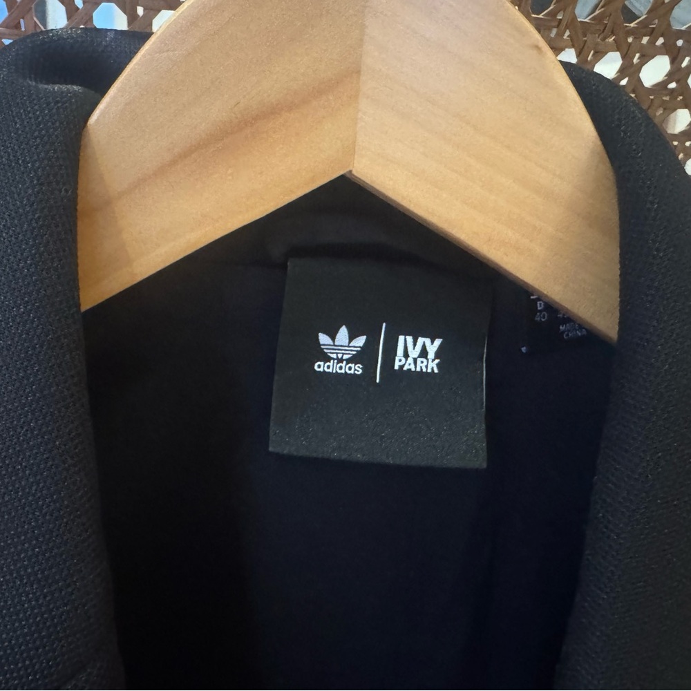 IVY PARK Cropped Black Blazer with Gold Stripes - Picture 3 of 5